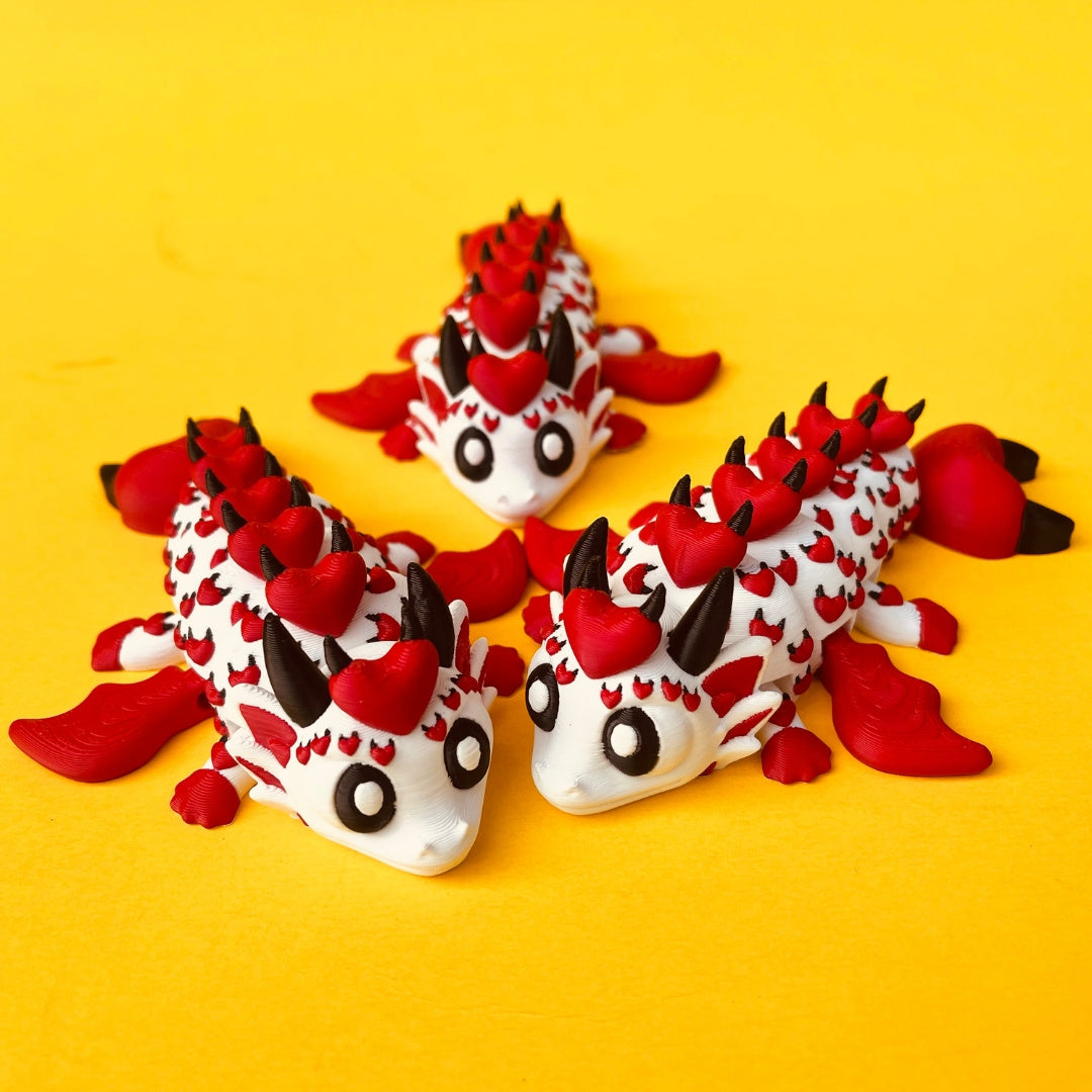 Devil Heart Dragon & Egg – Verspielte Drachenfigur mit Teufelsherzen