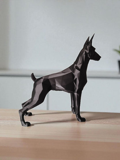 Low Poly Dobermann – 3D-gedruckte Designer-Skulptur im modernen Polygon-Stil