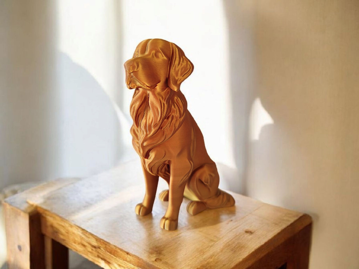 Golden Retriever Sculpture – Minimalistische & realistische Dekofigur