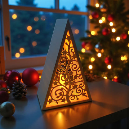 Pyramid Christmas Tree Lantern – Minimalistische Weihnachtslaterne mit LED-Beleuchtung